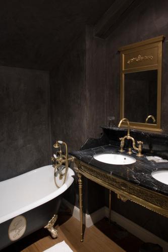 Le Hotel 3*