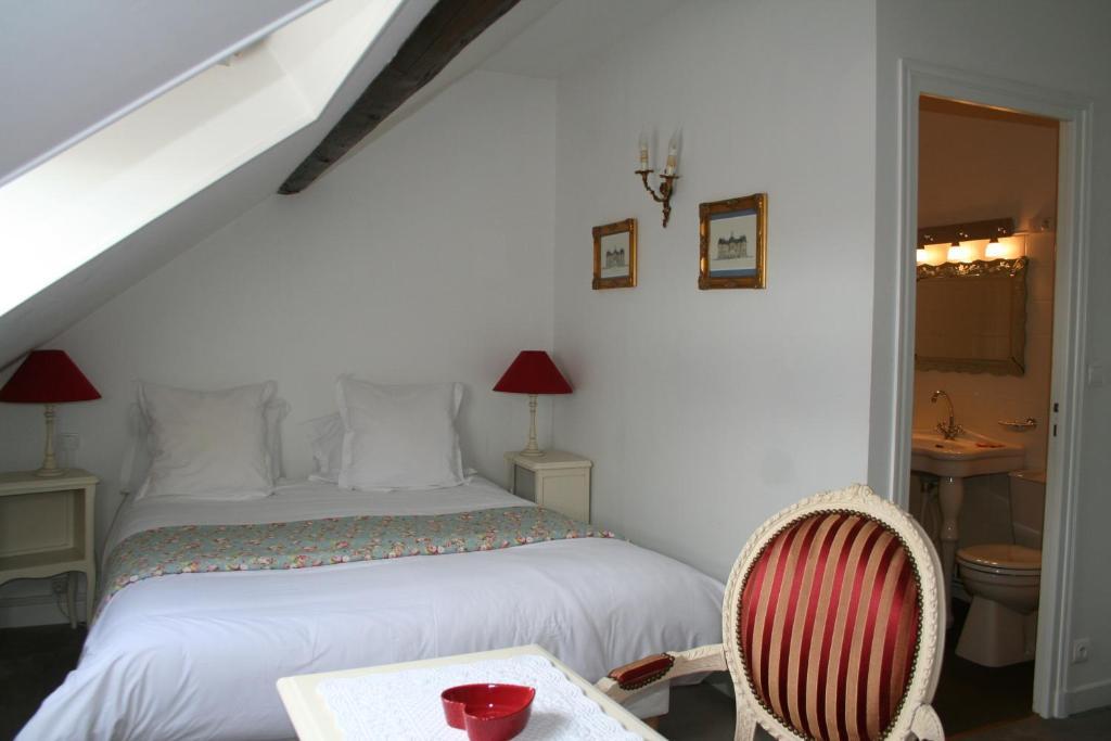 Le Beaune (Cote d'Or)